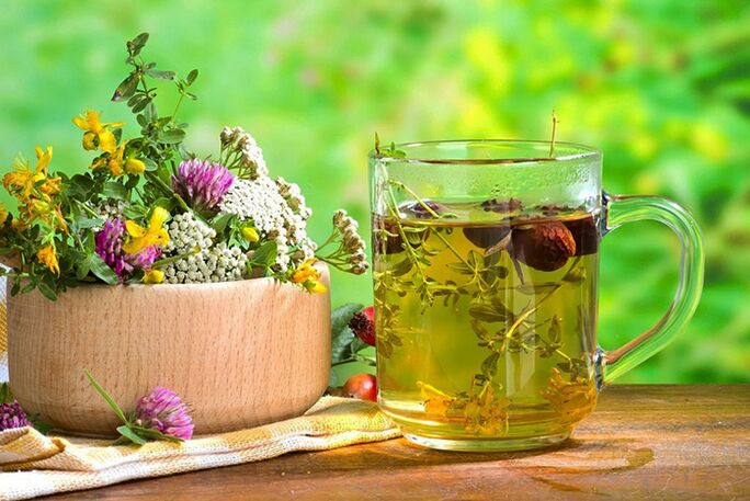 Med dnevom posta na kefirju morate piti zeliščne čaje